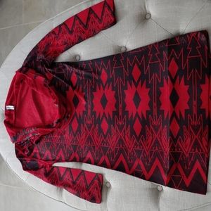 Casa Lee Tunic Top Cowl Neck 3/4 Sleeve Red Black Geometric